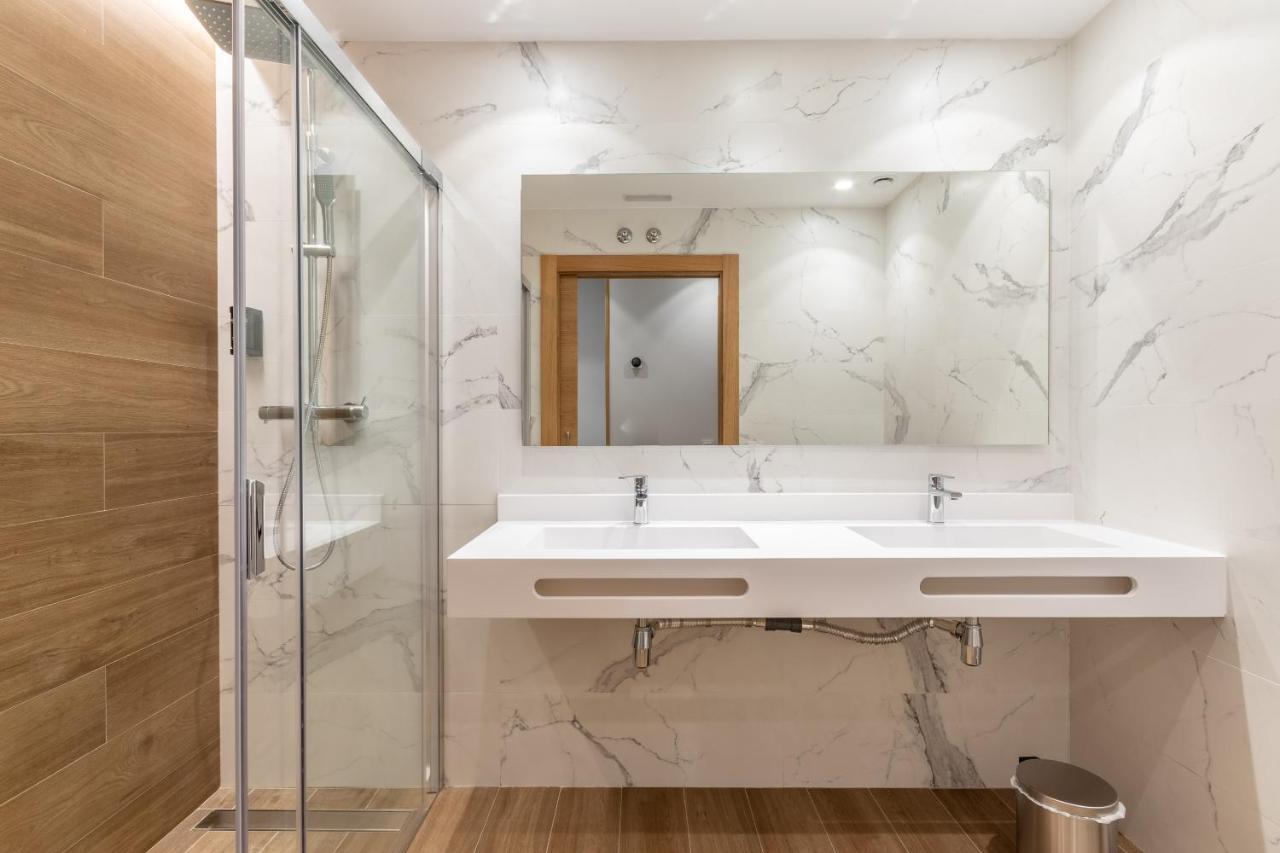 Eightrooms La Rioja Pension Логроньо Экстерьер фото