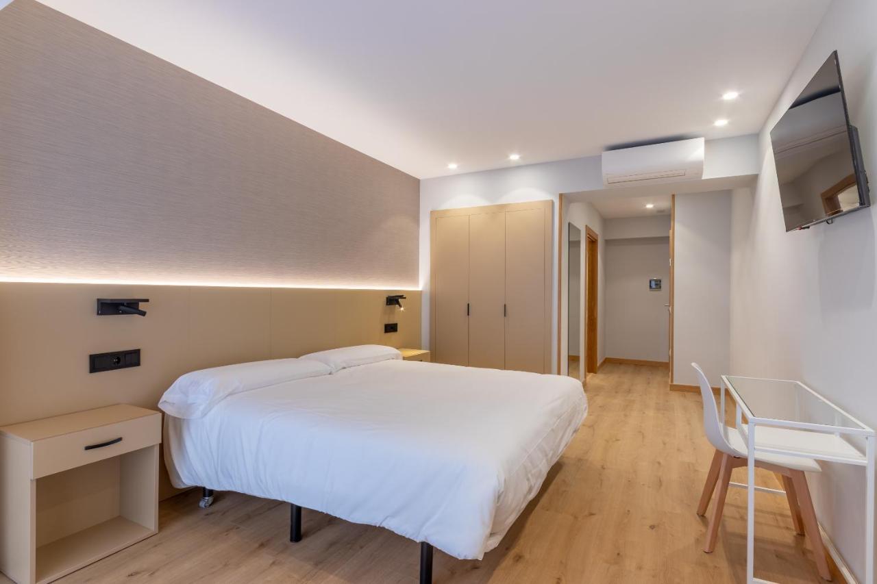 Eightrooms La Rioja Pension Логроньо Экстерьер фото