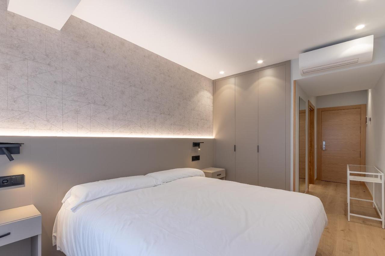 Eightrooms La Rioja Pension Логроньо Экстерьер фото