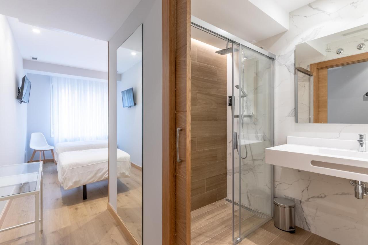 Eightrooms La Rioja Pension Логроньо Экстерьер фото