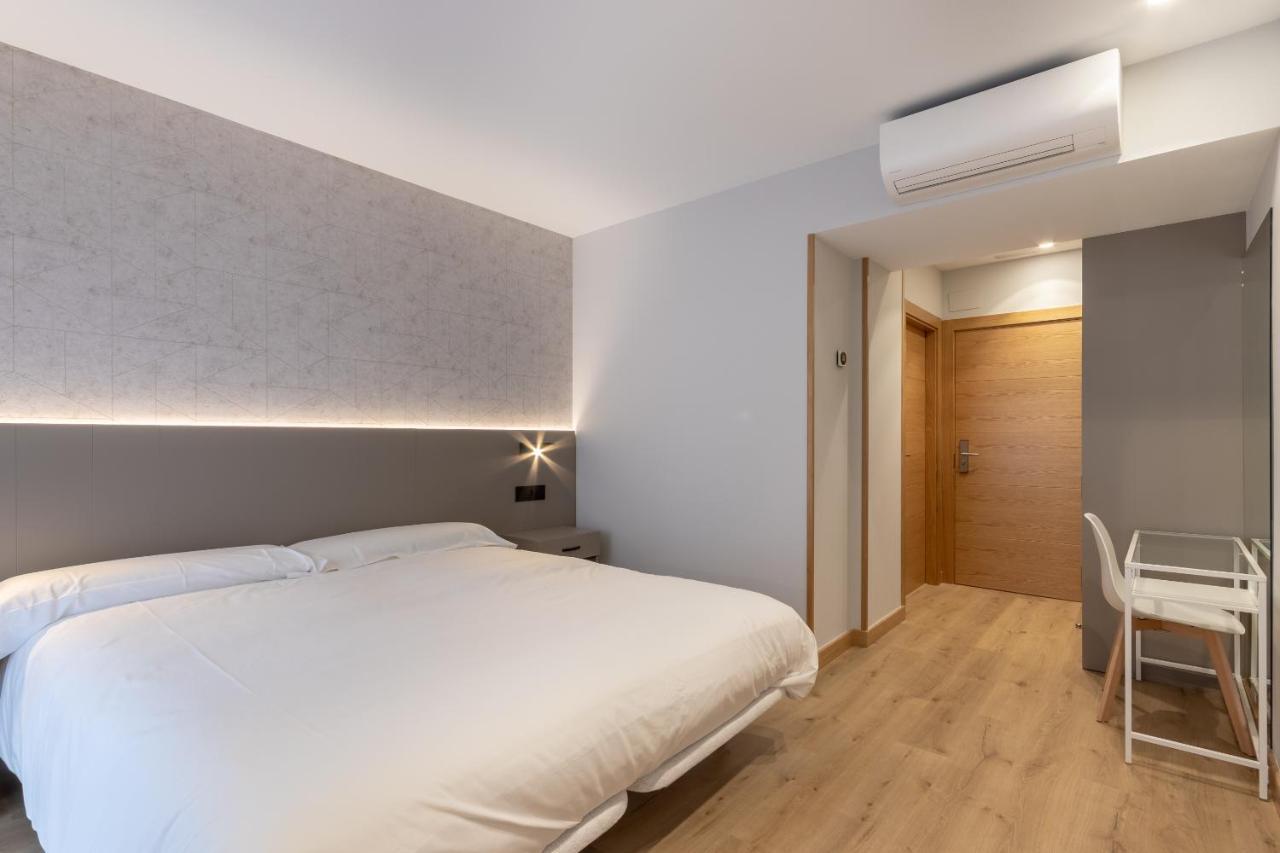 Eightrooms La Rioja Pension Логроньо Экстерьер фото