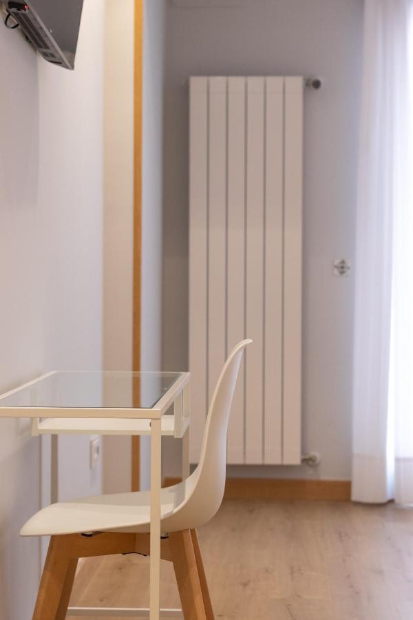 Eightrooms La Rioja Pension Логроньо Экстерьер фото