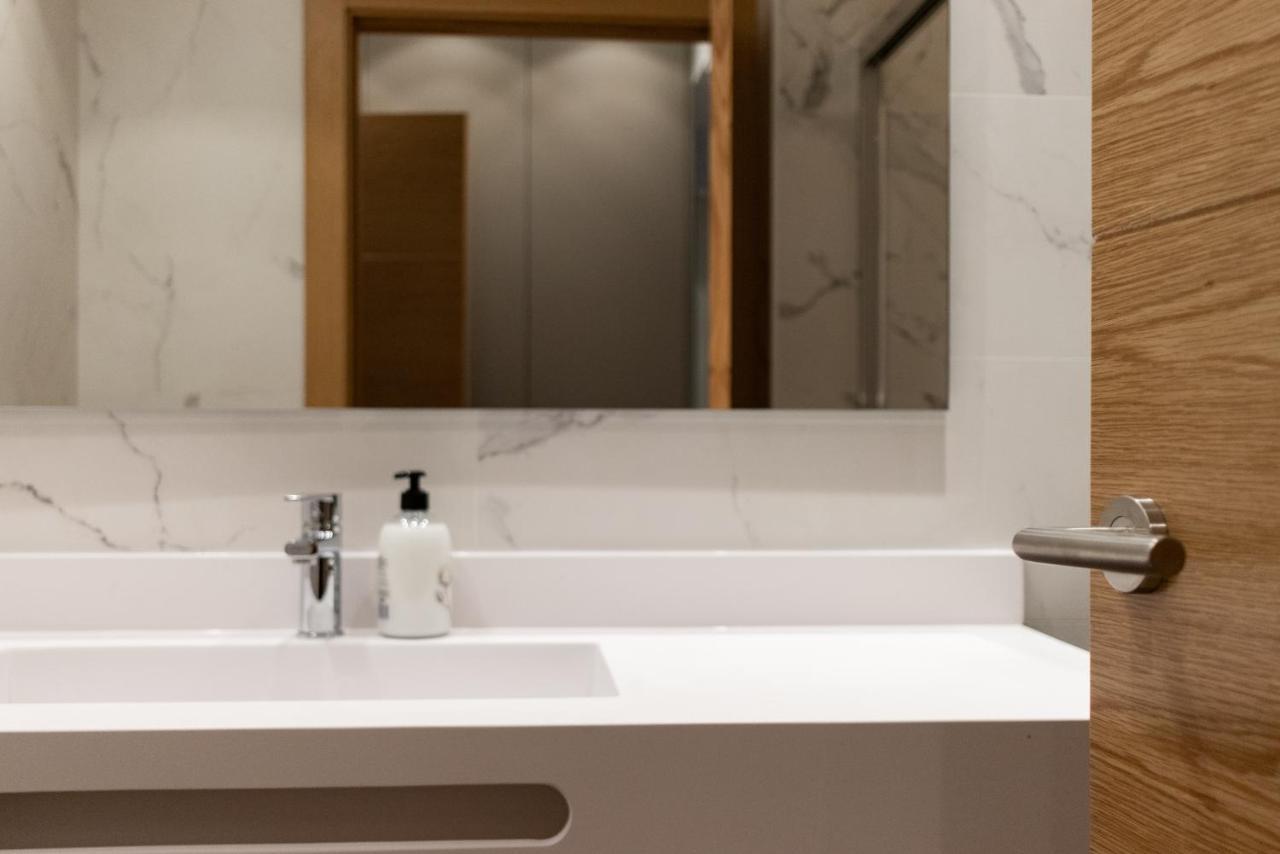 Eightrooms La Rioja Pension Логроньо Экстерьер фото